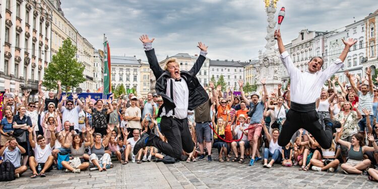 FRANKENBURGER MARKTFEST mit „Heißem Pflaster“ 20. Juli, 15-22 Uhr