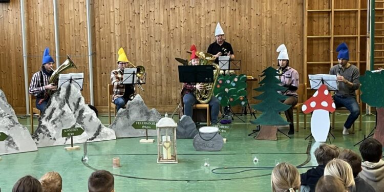 Wenn Kobolde musizieren: Salzkammergut-Klangabenteuer zum Mitmachen