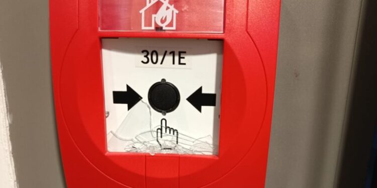 Nackter Hotelgast löst Feuerwehreinsatz aus