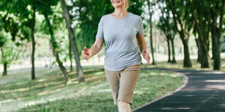 Neuer Trendsport: Japanisches Gehen effektiver als 10.000 Schritte am Tag