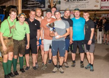 Beim Waldfest der Ortsmusikkapelle Obertraun: FF Goisern gewinnt 1. Dachstein Salzkammergut Bubble Soccer Turnier!