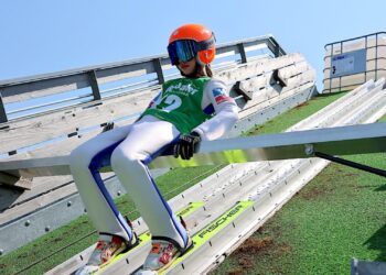 Schisprungtalent Valentina Weidinger aus Gmunden „fliegt“ unbeirrt weiter!