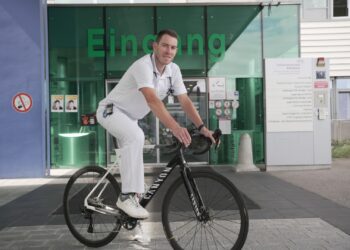Arzt und Radprofi: „Nach einem stressigen Nachtdienst gehe ich nicht schlafen, sondern Radfahren“