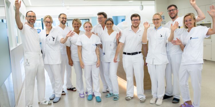 20 Jahre Dialysestation Vöcklabruck: „Für manche PatientInnen sind wir das zweite Wohnzimmer“