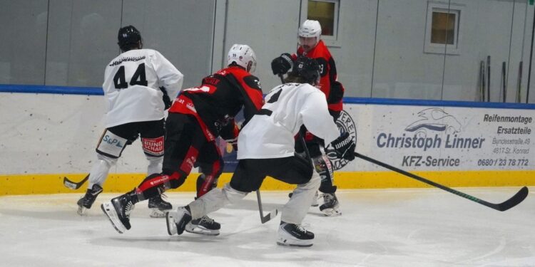 Sieg mit 5:3 im zweiten Testspiel der Saison – Cam4Dent Sharks vs. EHC Kundl Crocodiles