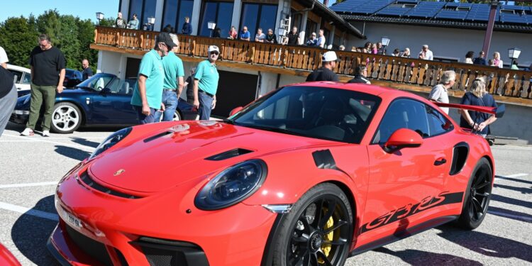 Porschetreffen schlägt alle Rekorde: PS-Starke Stunden am Gmundnerberg