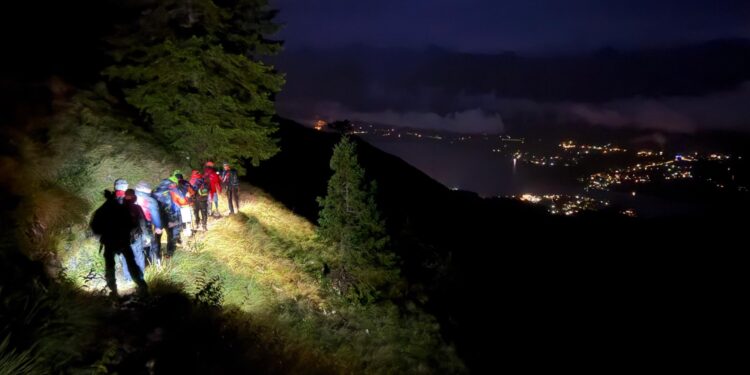 Schlechtwetter und Dunkelheit: Drei Tschechinnen am Schafberg verstiegen