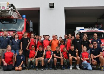 Freundschaft stärkt Jugendfeuerwehr – Gäste aus Bayern im Sicherheitszentrum Altmünster