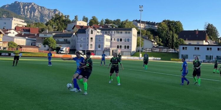 Gmundens Frauenteam schaffte den Aufstieg in die nächste Cup-Runde!
