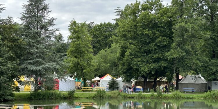 Vöcklabrucker Mittelalterfest im Park beim Freizeitgelände lockte tausende Besucher aus Nah und Fern