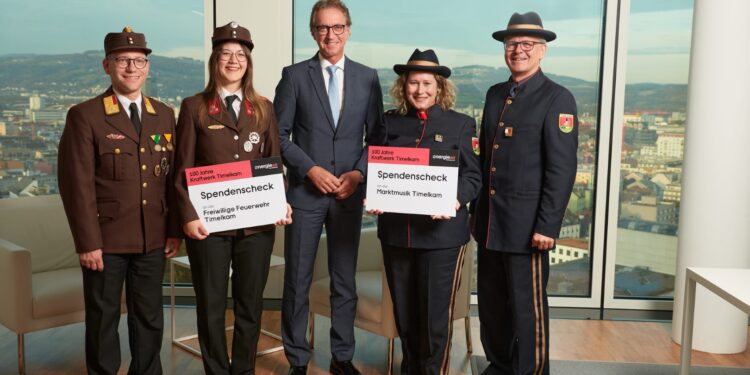 100 Jahre Kraftwerkspark Timelkam: 5.000 Euro für Feuerwehr und Musikverein