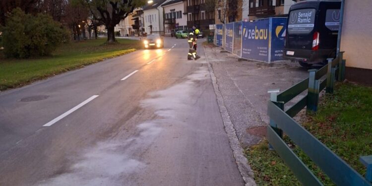 Feuerwache Sulzbach band lange Ölspur