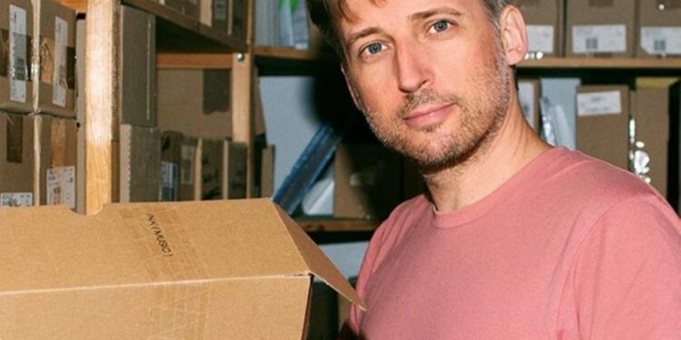 Kuriose Anekdoten aus fünf Jahrzehnten Pop: Ein Abend mit Hannes Tschürtz 