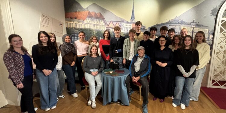 Geschichtsunterricht einmal anders: BHAK Bad Ischl im Museum der Stadt