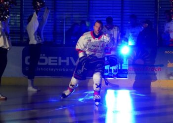 Saisonauftakt nach Maß – grandioser 3:0 Erfolg der SHARKS gegen Kapfenberg!
