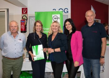 Erfolgreiche 13. AMS Gmunden Lehrlingsmesse – Begegnungspunkt für Jugend und Wirtschaft