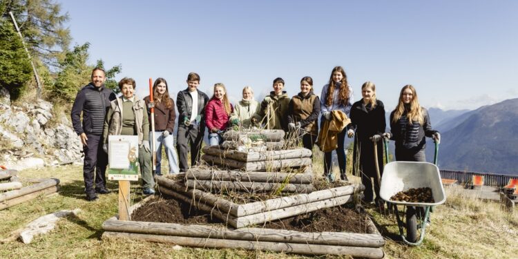 Erdäpfel am Berg – Bildung, die Wurzeln schlägt!