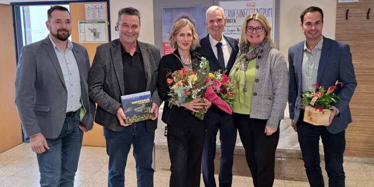 Feierliche Geschäftsstellenübergabe im AMS Gmunden