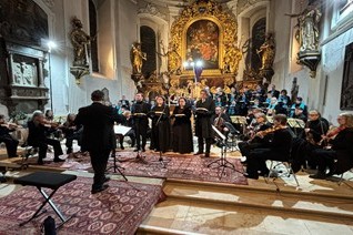 J. S. Bachs berühmtes Weihnachtsoratorium erklingt in der Pfarrkirche Altmünster