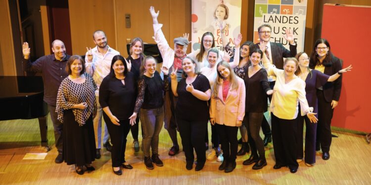 Talente aus dem Salzkammergut Klinikum musizieren für die CliniClowns