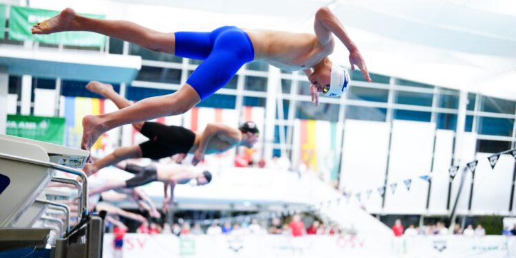 Leitner knackt AK14 OÖ-Rekord über 100 m Freistil