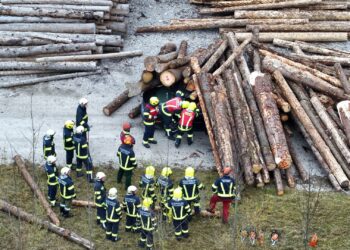 Katastrophenschutzübung in Vöcklamarkt: Für den Ernstfall gewappnet
