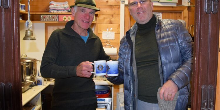 Die Lions Punschstandsaison beginnt