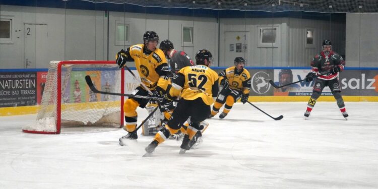 Sensationell – Eishockey Cam4Dent Sharks Gmunden vs. WEV Wien 7. Spiel und 7. Sieg mit 3:1!