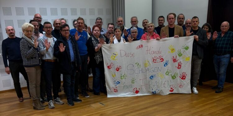 „16 Tage gegen Gewalt an Frauen. Schluss mit Symboltagen – Gewaltschutz muss jeden Tag gelten.“