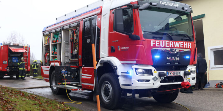 Drei Feuerwehren bei Brand auf einem Bauernhof in Ohlsdorf im Einsatz