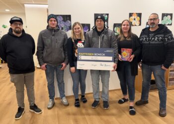 Eine wahrlich höllische Spende an den Caritas Kindergarten und Krabbelstube Gschwandt