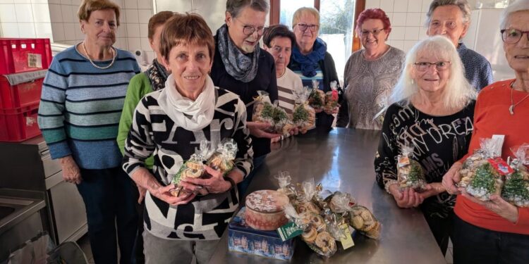 Seniorenbund Ohlsdorf / Keksspende an zu betreuende Mitglieder