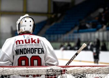 Die Siegserie geht weiter – Auch in Maribor/Slowenien behielten die Cam4Dent Sharks Gmunden mit einem 1:4 Auswärtssieg die weiße Weste!