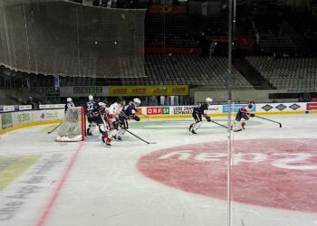 Sharks Gmunden: Knappe Auswärtsniederlage gegen ATSE Graz mit 4:3 im Penaltyschießen