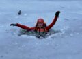 Eisrettung erfordert Übung und Präzision