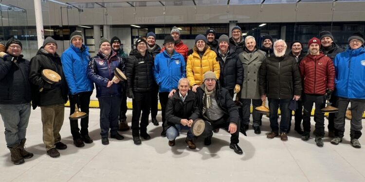 Ischler Lions triumphierten auf Gmundner Eis