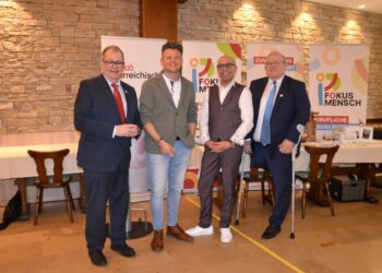 Neujahrsempfang Fokus Mensch: „Mit Dank und Humor ins neue Joahr“