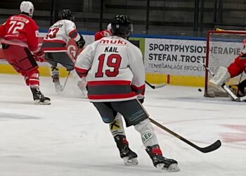 Eishockey Auswärtskrimi gegen KSV Kapfenberg in der Overtime knapp mit 1:2 verloren!