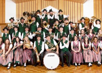 Jahreshauptversammlung der Ortsmusikkapelle Obertraun: Vorbereitungen für den Sockenball laufen auf Hochtouren!