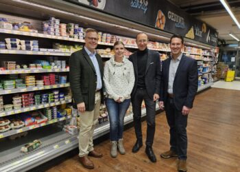 Nahversorgung in Bad Goisern gerettet: UNIMARKT Standort wird in Goiserer Hand fortgeführt