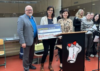 Spende durch Schulweinverkauf: Berufsschule Altmünster unterstützt MOKI Oberösterreich