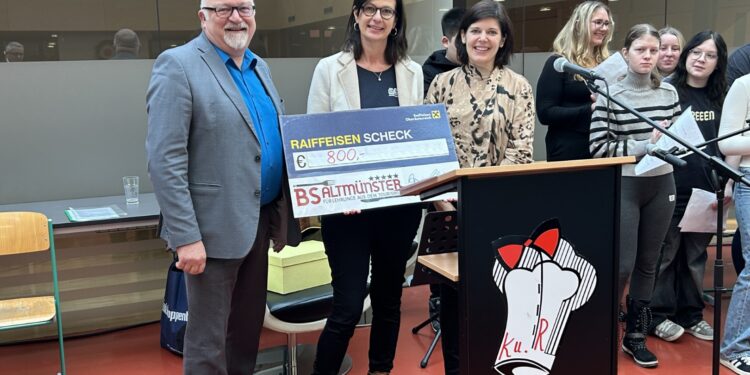 Spende durch Schulweinverkauf: Berufsschule Altmünster unterstützt MOKI Oberösterreich