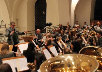 Stimmungsvolle Musiker:innen Gedenkmesse