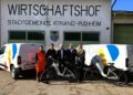 Neue E-Fahrzeuge und E-Bikes für nachhaltige Gemeinde