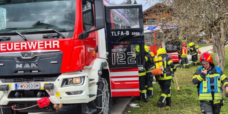 Große Feuerwehrübung in Bad Goisern