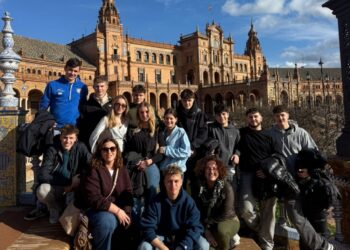 Erasmus+-Berufspraktikum in Dublin und Sevilla: Bad Ischler HAK-Schüler/innen erlebten tolle Reise mit unvergesslichen Eindrücken