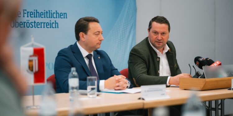 FPÖ-Haimbuchner und Kroismayr: Bundesregierung opfert Bauern für Mercosur-Pakt und tritt Demokratie mit Füßen