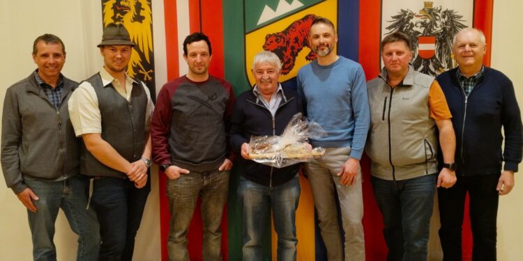 Philipp Höll neuer Obmann: Neuwahlen bei den Obertrauner Eingeforsteten!