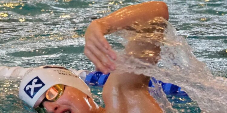 Medaillenregen in Graz: Jakob Edthofer glänzt bei den Hallenmeisterschaften