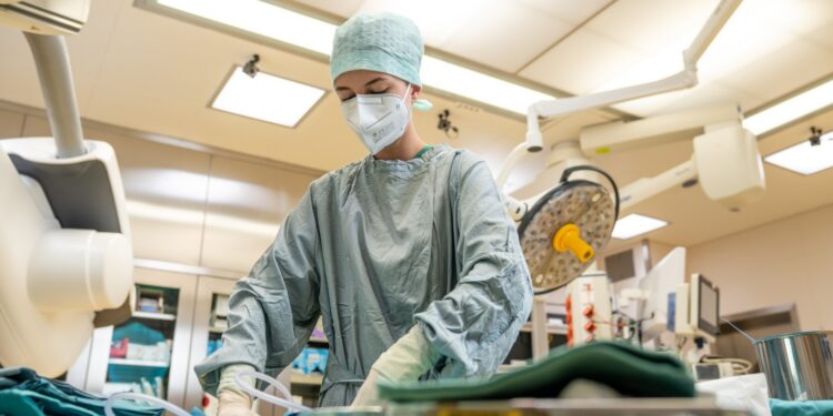 Verstärkung für den OP-Bereich: Die Ausbildung zur Operationstechnischen Assistenz startet wieder in Vöcklabruck